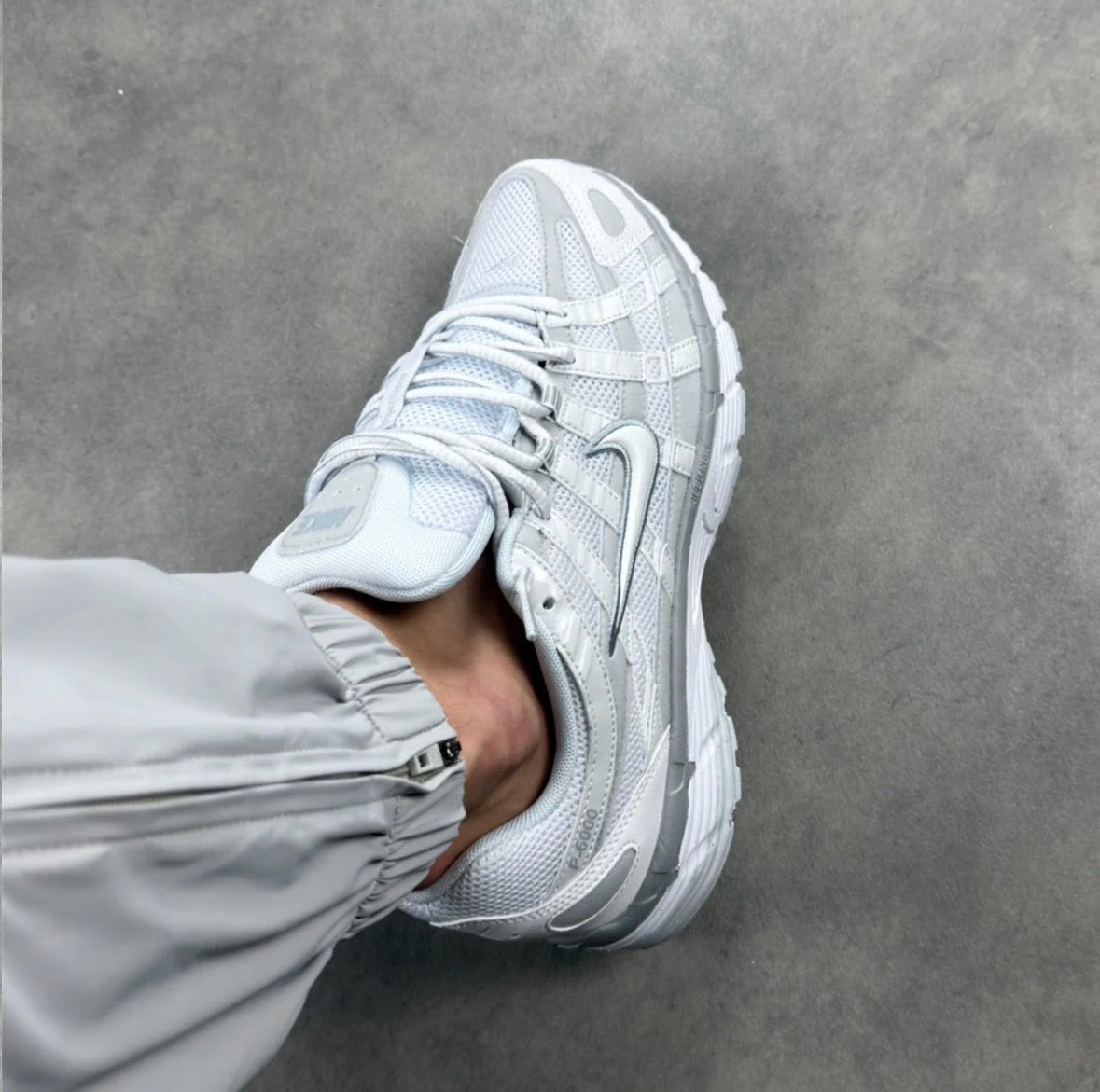 Nike P6000 Summit White/Pure Platinum