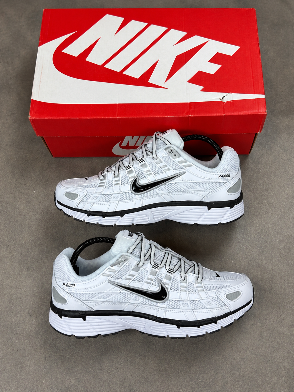 Nike P6000 White/Black/Metalic Silver