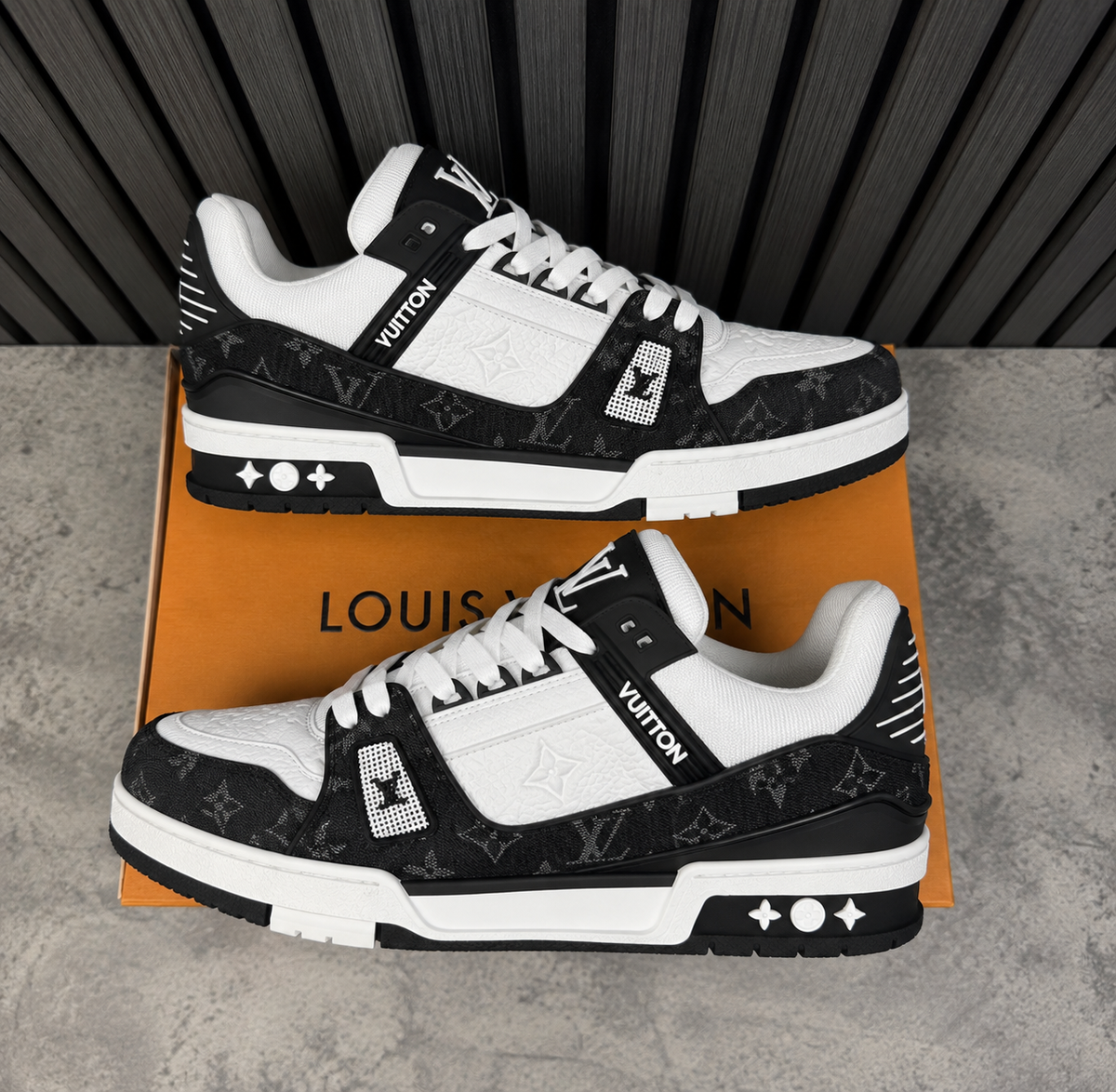 Premium LV Trainers Black/White