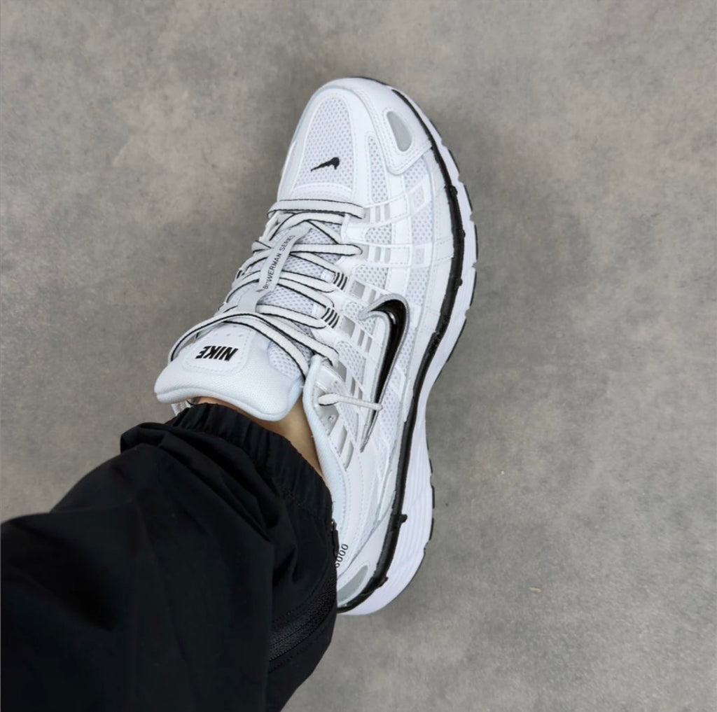 Nike P6000 White/Black/Metalic Silver