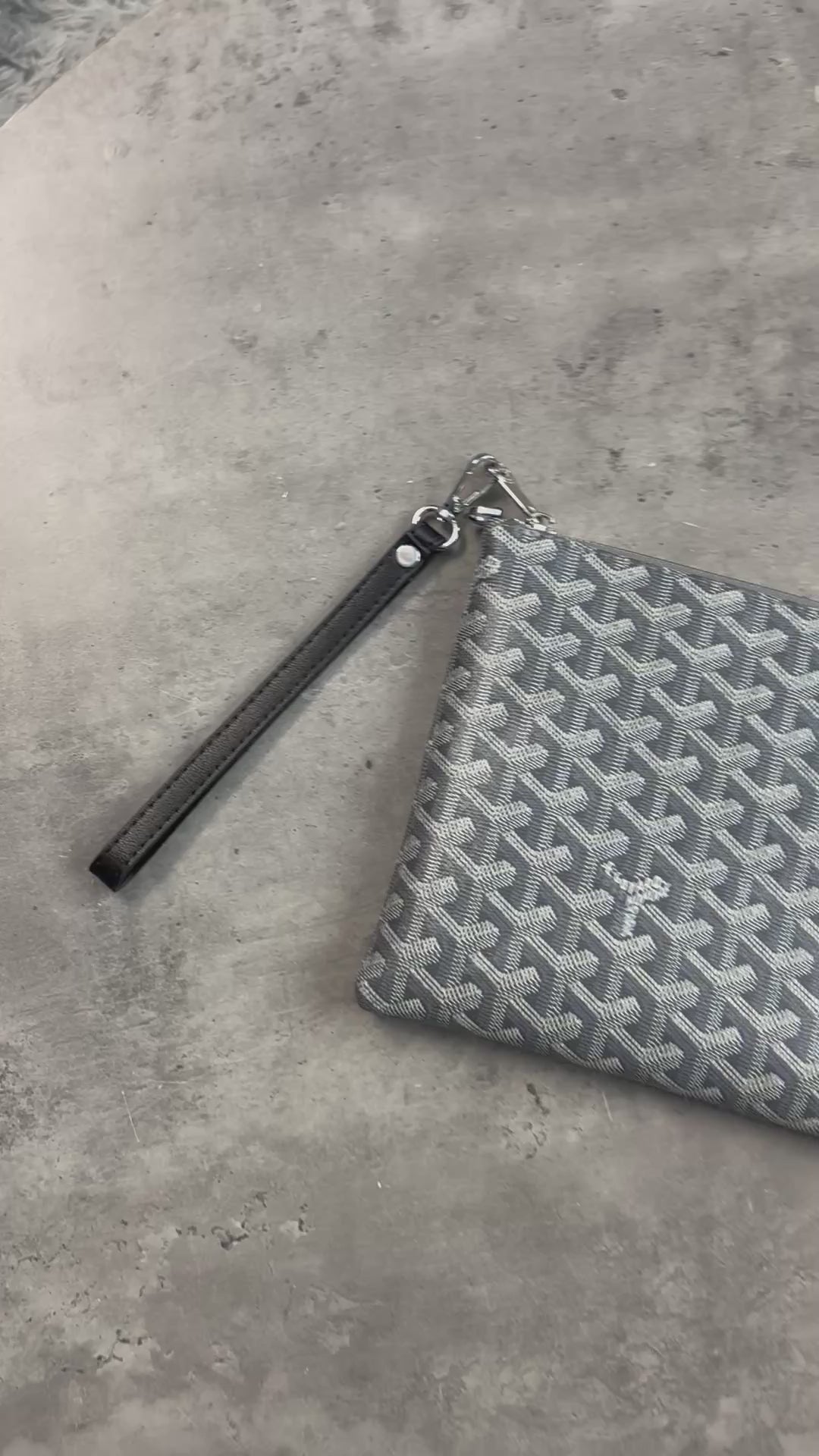 Men’s Goyard Storage Bag Grey